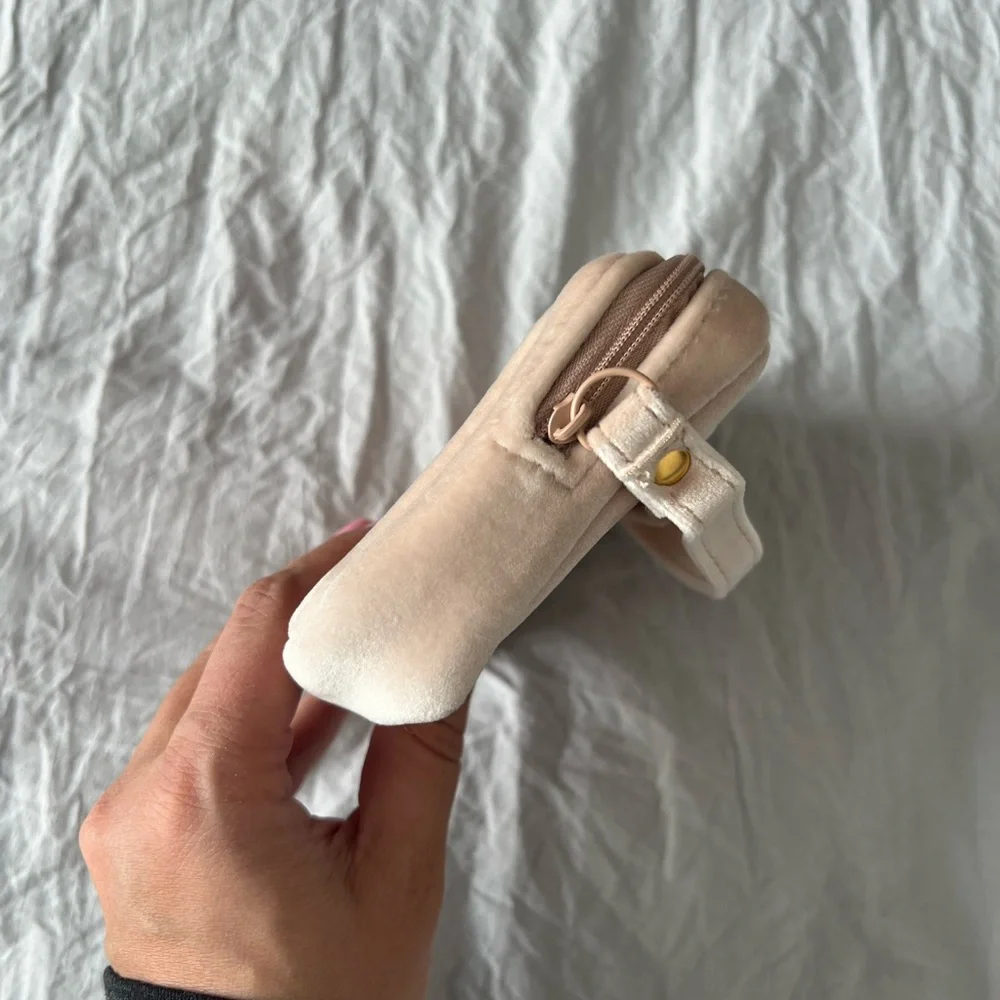 Valentino Soft Cosmetic Pouch Set (2)